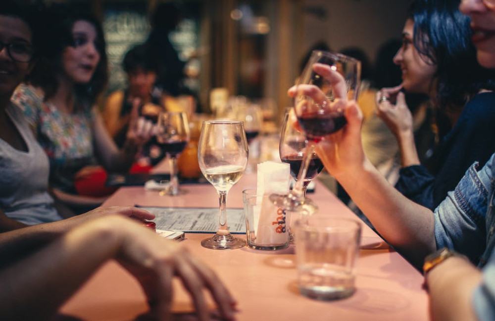 Restaurant geboekt in Cala Ratjada? Wij hebben 4 kledingtips!